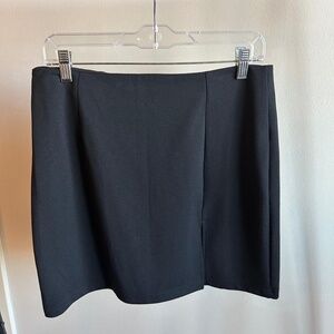 Black Split Hem Mini Skirt